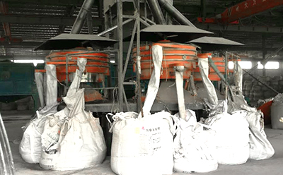 不規則或潮濕性粉末或顆粒狀物料